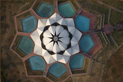 http://designflute.files.wordpress.com/2007/10/bahai-lotus-temple.gif?w=400&h=266