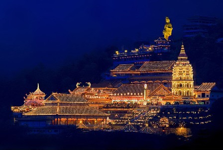 Penang_Kek-Lok-Si_Temple_4.jpg