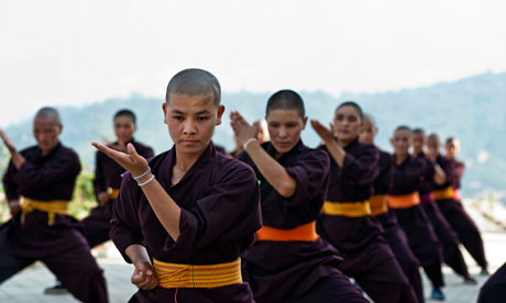 Kung-fu-nuns-007.jpg