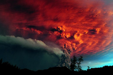 A cloud of ash billowing from Puyehue volcano near Osorno in southern Chile, 870 km south of Santiago, on June 5, 2011. Puyehue volcano erupted for the first time in half a century on June 4, 2011, prompting evacuations for 3,500 people as it sent a cloud of ash that reached Argentina. The National Service of Geology and Mining said the explosion that sparked the eruption also produced a column of gas 10 kilometers (six miles) high, hours after warning of strong seismic activity in the area.