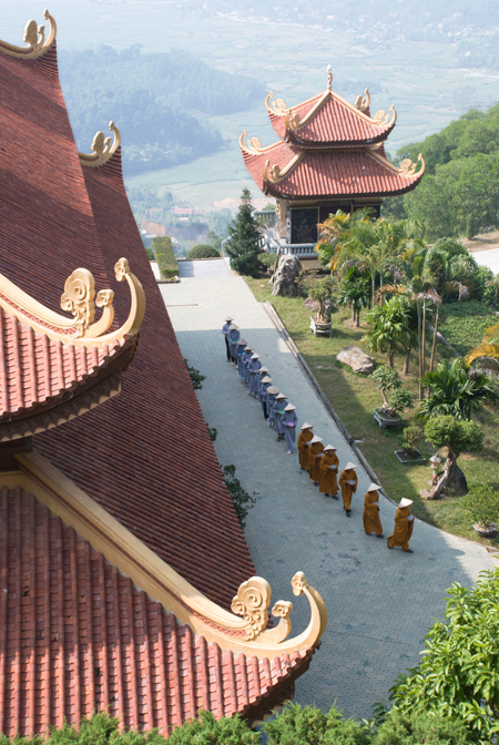 "Thiền viện Trúc Lâm Tây Yhieen" của Tuan Lai.