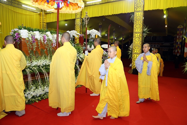 Các phái đoàn viếng tang lễ HT. Thích Quang Đạo Các phái đoàn viếng tang lễ HT. Thích Quang Đạo