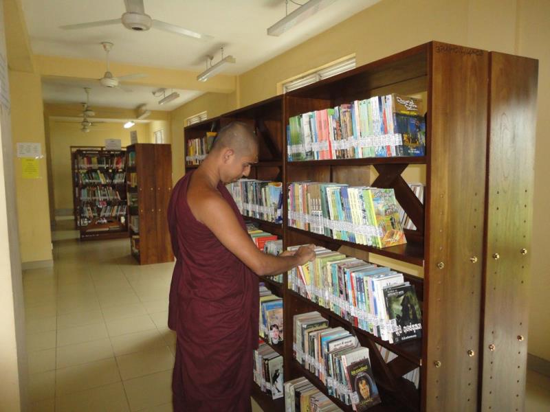 Librarymonk.jpg